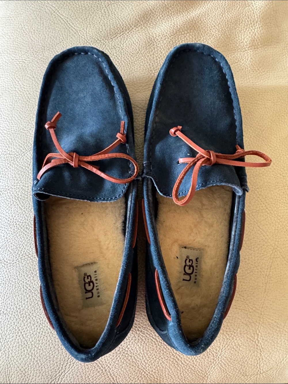UGG chester driving Navy Suede Moccasins with Brown Leather Laces